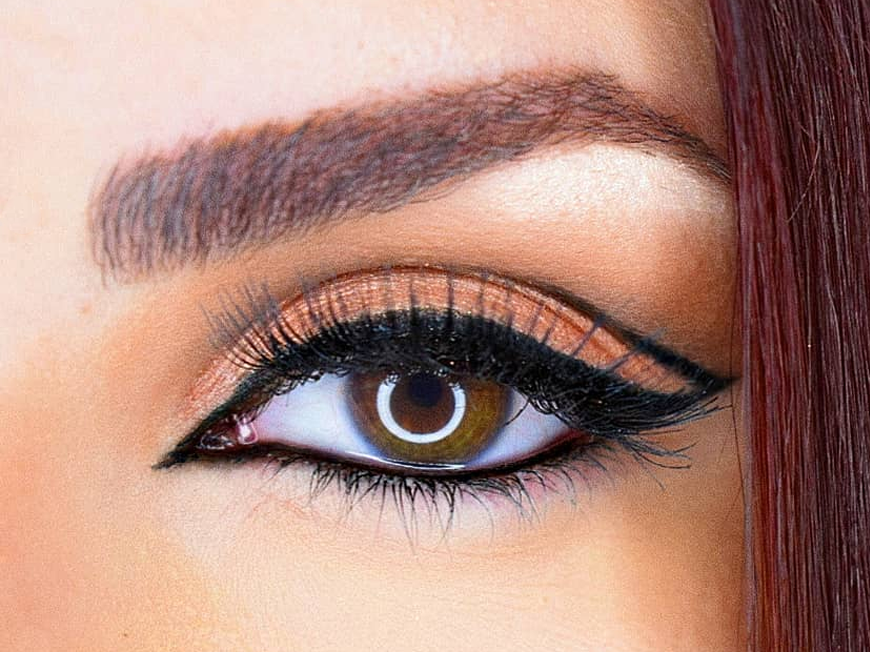 Black Liner in the Crease 🖤